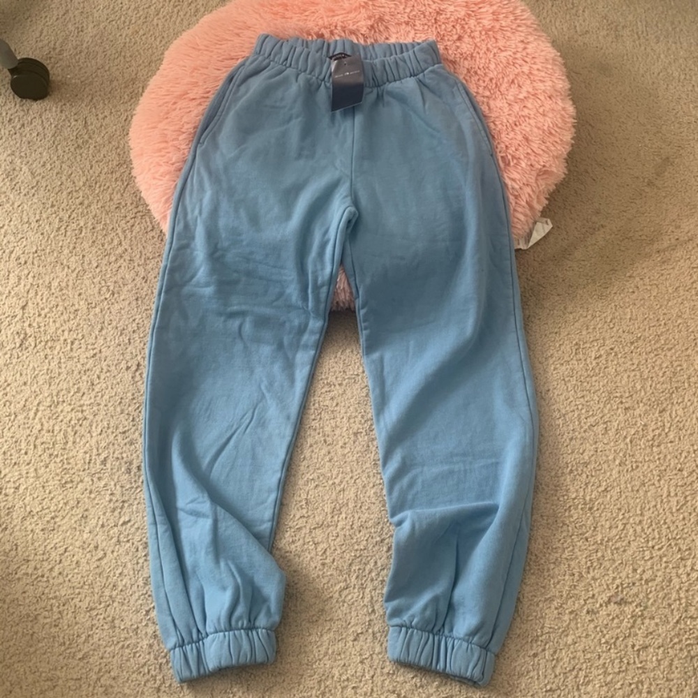 Brandy Melville Sky Blue Rosa Sweatpants